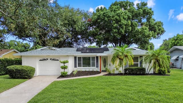2040 FOREST DR photo