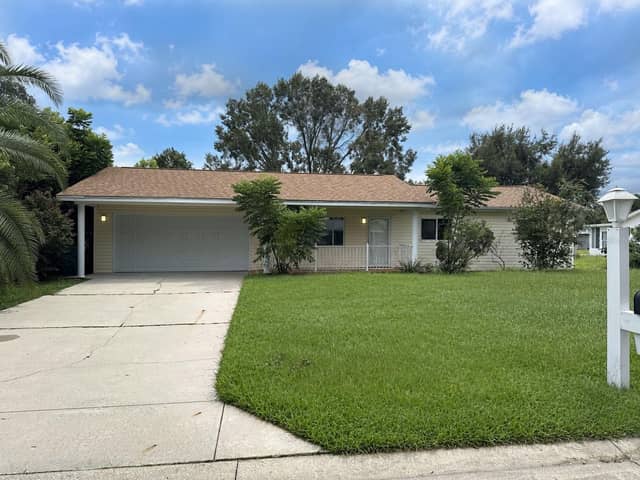 17655 SE 102ND CIR photo