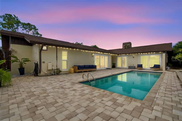 5041 PALOMA DR photo