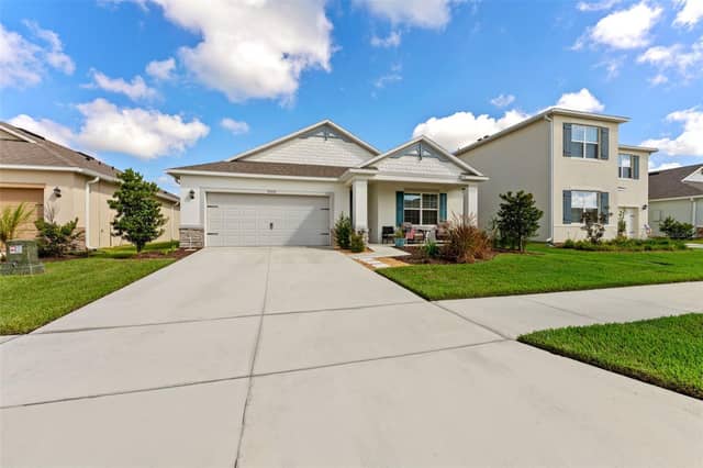 5006 FOXGLOVE CIR photo