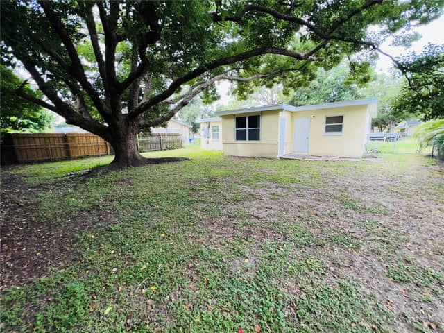 1247 DAVIS RD photo