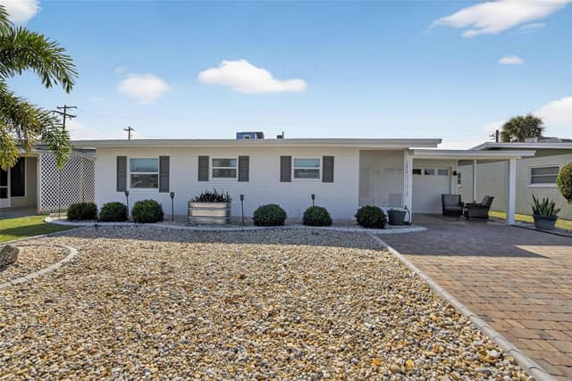1210 BEACH BLVD photo