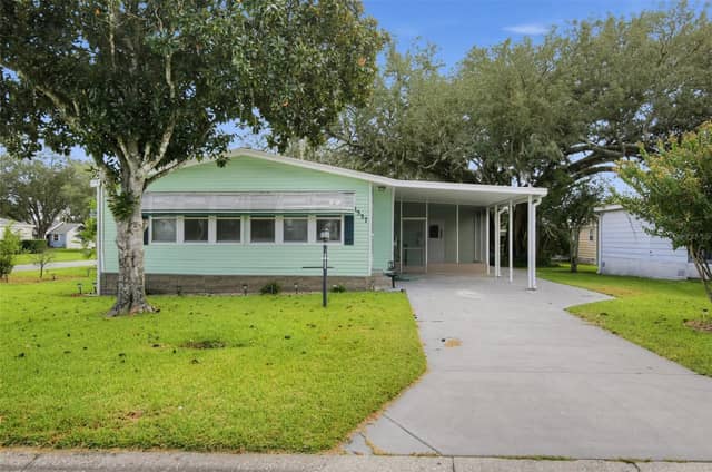 1537 E SCHWARTZ BLVD photo