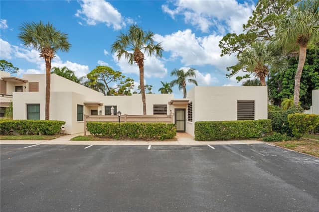 597 LAKESIDE DR #205 photo