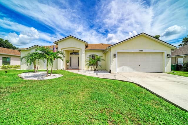 2458 RIO DE JANEIRO AVE photo
