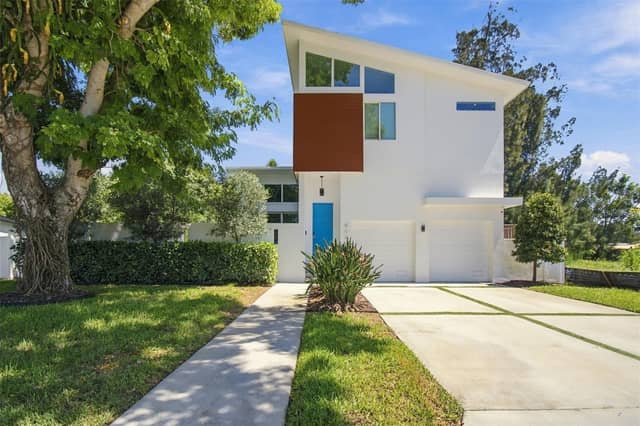 4440 POMPANO DR SE photo