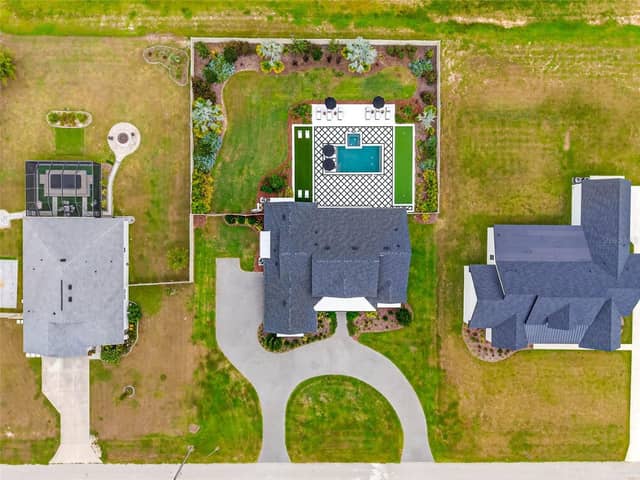 32831 3RD AVE photo