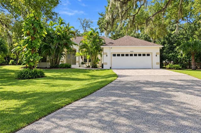 1225 OAK TREE LN photo
