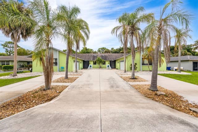5815/5817 LITTLESTONE CT photo
