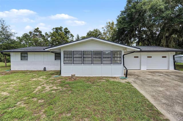 10025 CHESTNUT DR photo