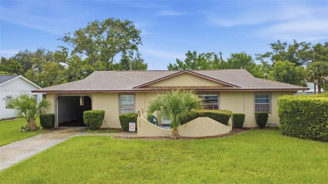 613 LARRY DR photo