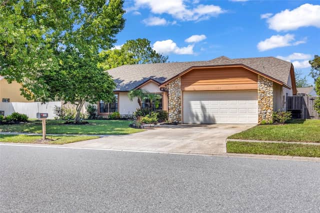 1024 DINERO DR photo