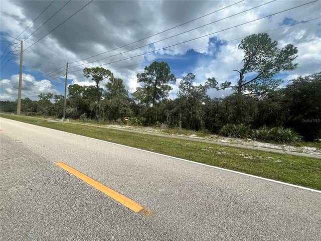 1026 COUGAR BLVD photo
