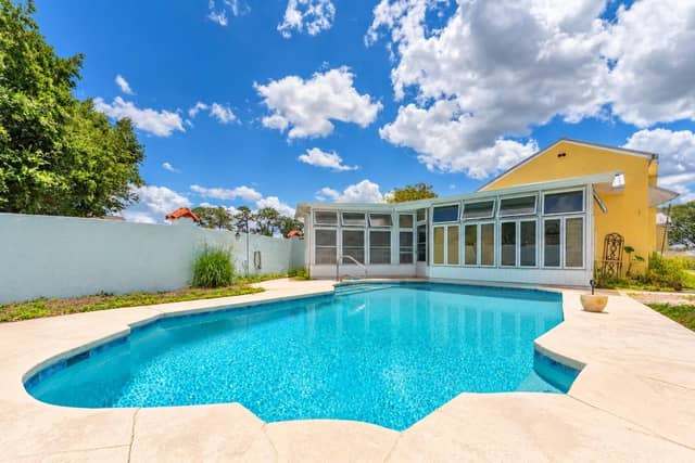 815 LAKE JESSIE DR photo