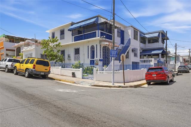 2026 CALLE BARBOS photo