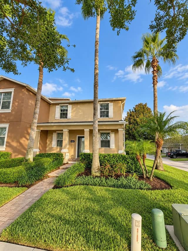 15375 AVENUE OF THE ARBORS photo