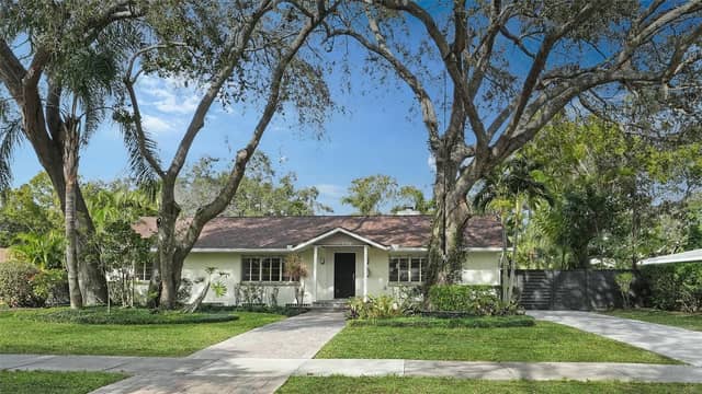 1763 SOUTH DR photo