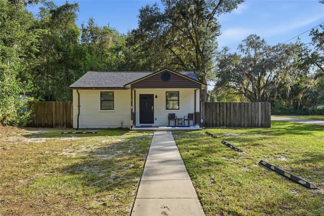 825 NW 19TH AVE photo