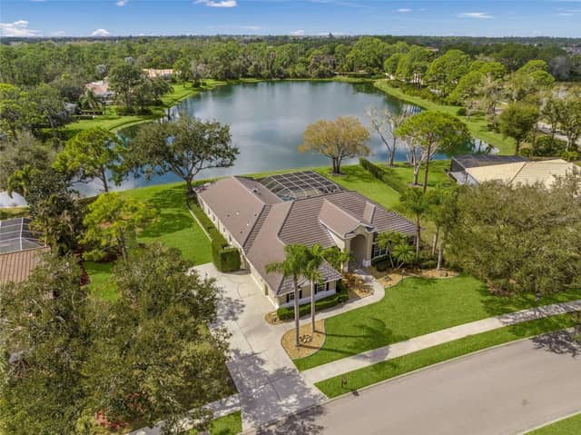 9075 MISTY CREEK DR photo