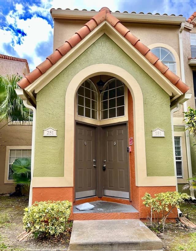 401 FOUNTAINHEAD CIR #151 photo